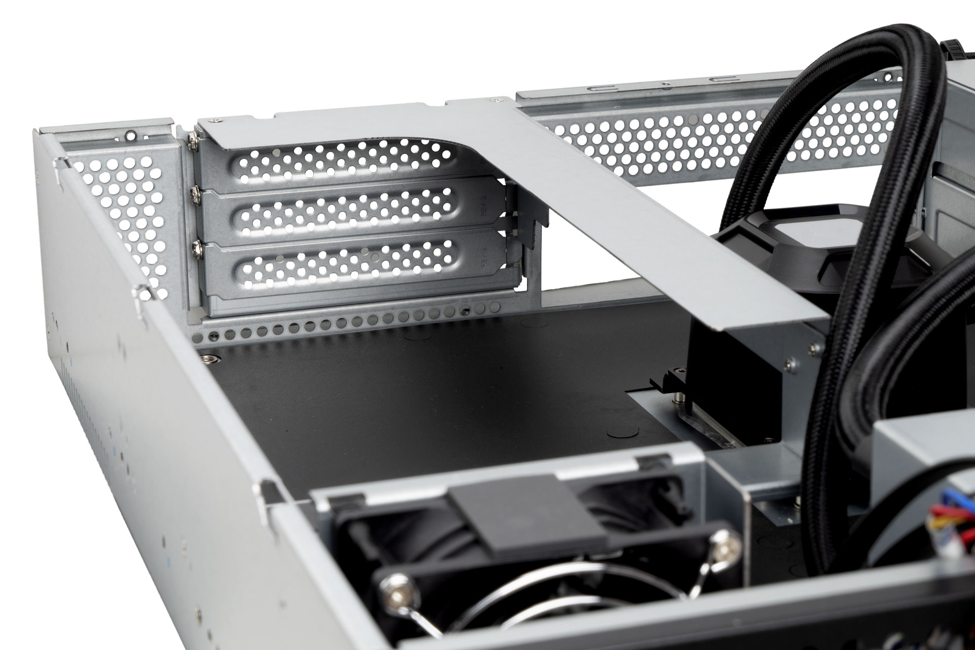 IW-RL200 - server system assembly